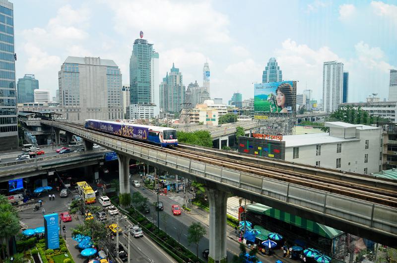 Legacy Hotel Bangkok Sukhumvit Exterior photo
