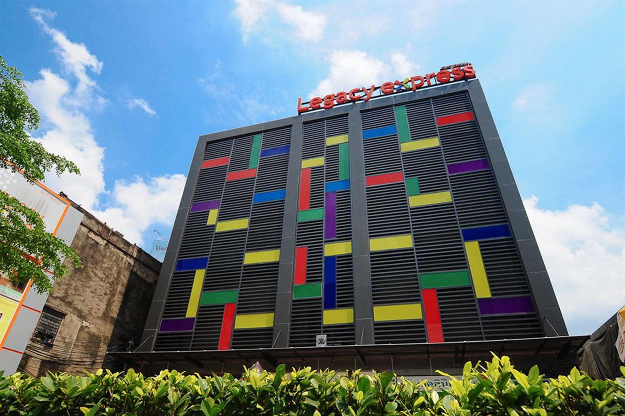 Legacy Hotel Bangkok Sukhumvit Exterior photo