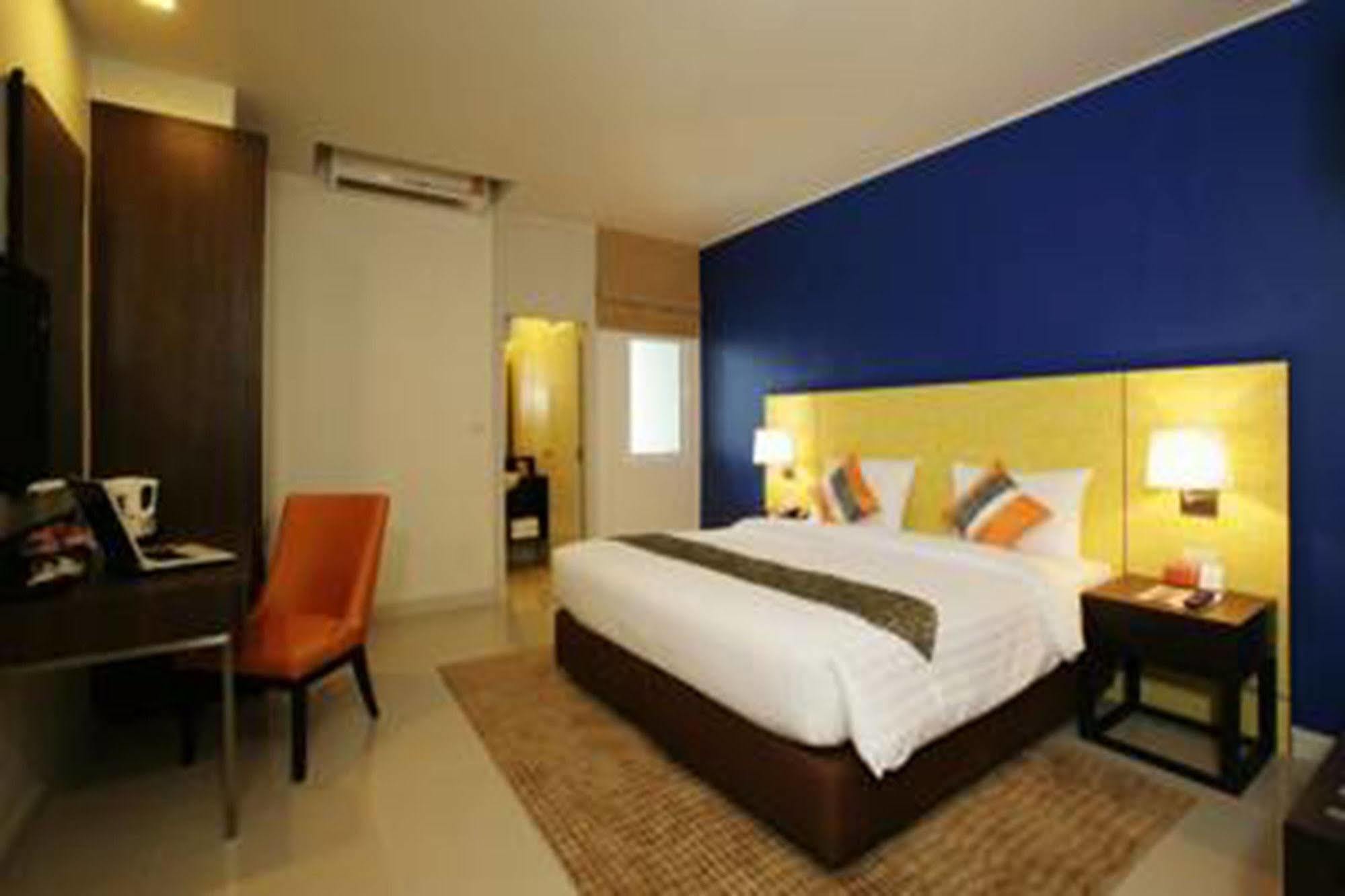 Legacy Hotel Bangkok Sukhumvit Room photo
